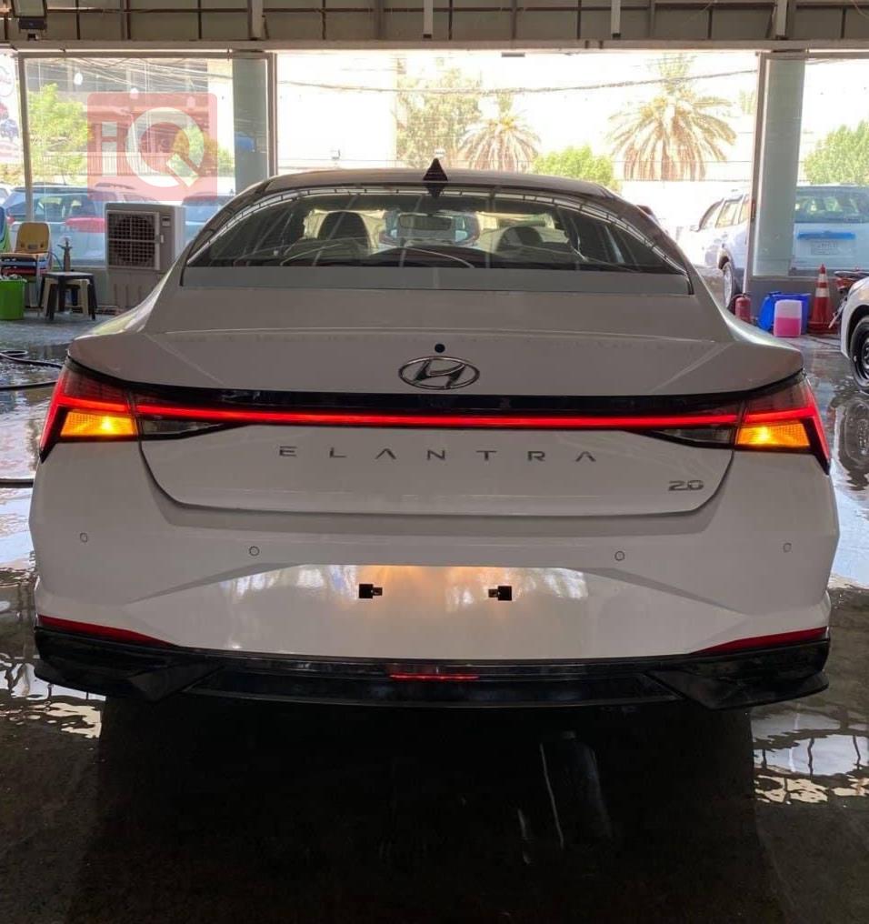 هیوندای ئەلەنترا